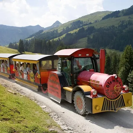 Christina * זאלבך הינטרגלם