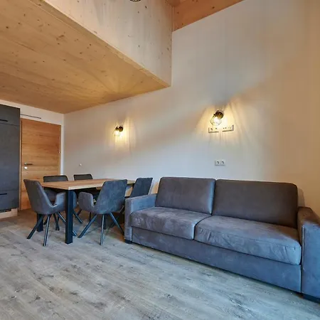 Christina דירה *