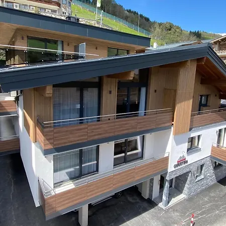 Christina זאלבך הינטרגלם