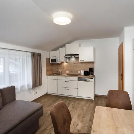 Christina * זאלבך הינטרגלם