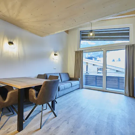 Christina דירה *