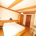 Christina Apartment